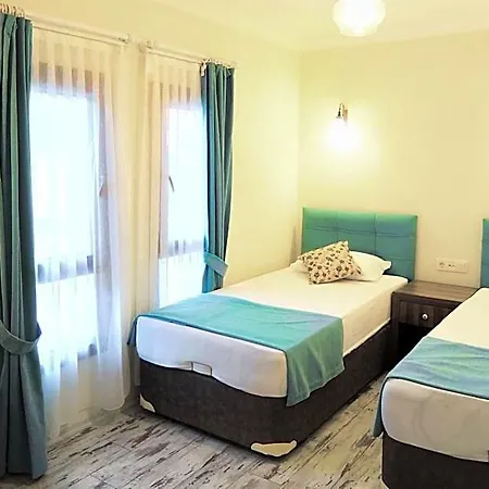 Bed & Breakfast Dreams 4*