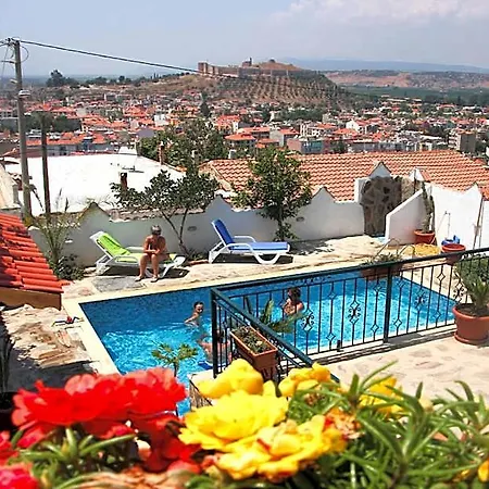 Bed & Breakfast Dreams 4*