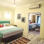 Dreams Bed & Breakfast 4*