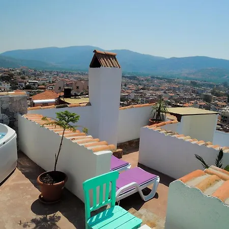 Bed & Breakfast Dreams 4*